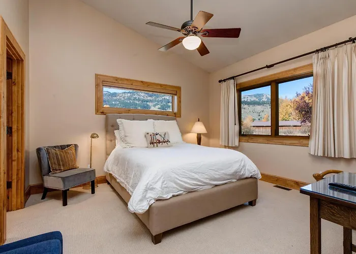 Abode At Sweetwater Holiday home *